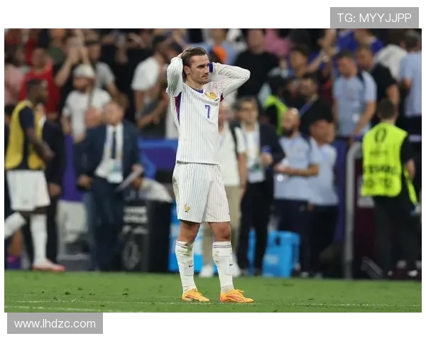 法国足球甲级联赛高清直播:绿茵豪门巅峰对决 法国足球甲级联赛高清直播:绿茵豪门巅峰对决